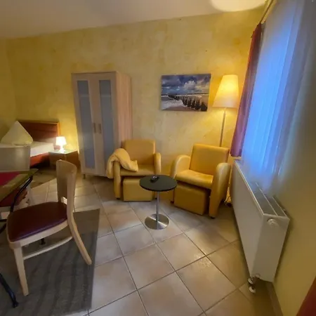 In Der Kopenhagener Straße Apartment *